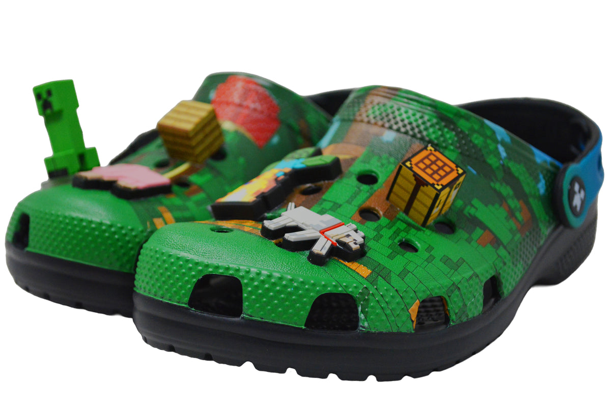 CROCS 210830